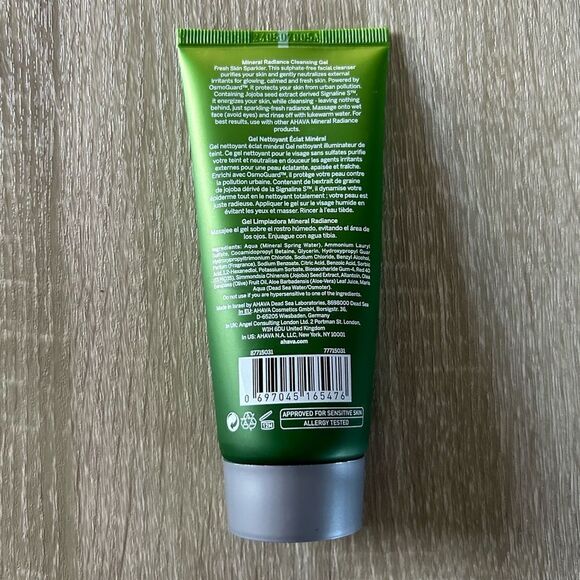 NEW … AHAVA Mineral Radiance Cleansing Gel - Picture 3 of 6